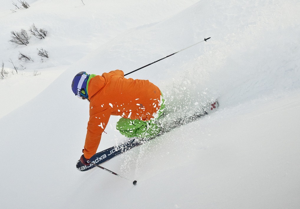 off piste skiing